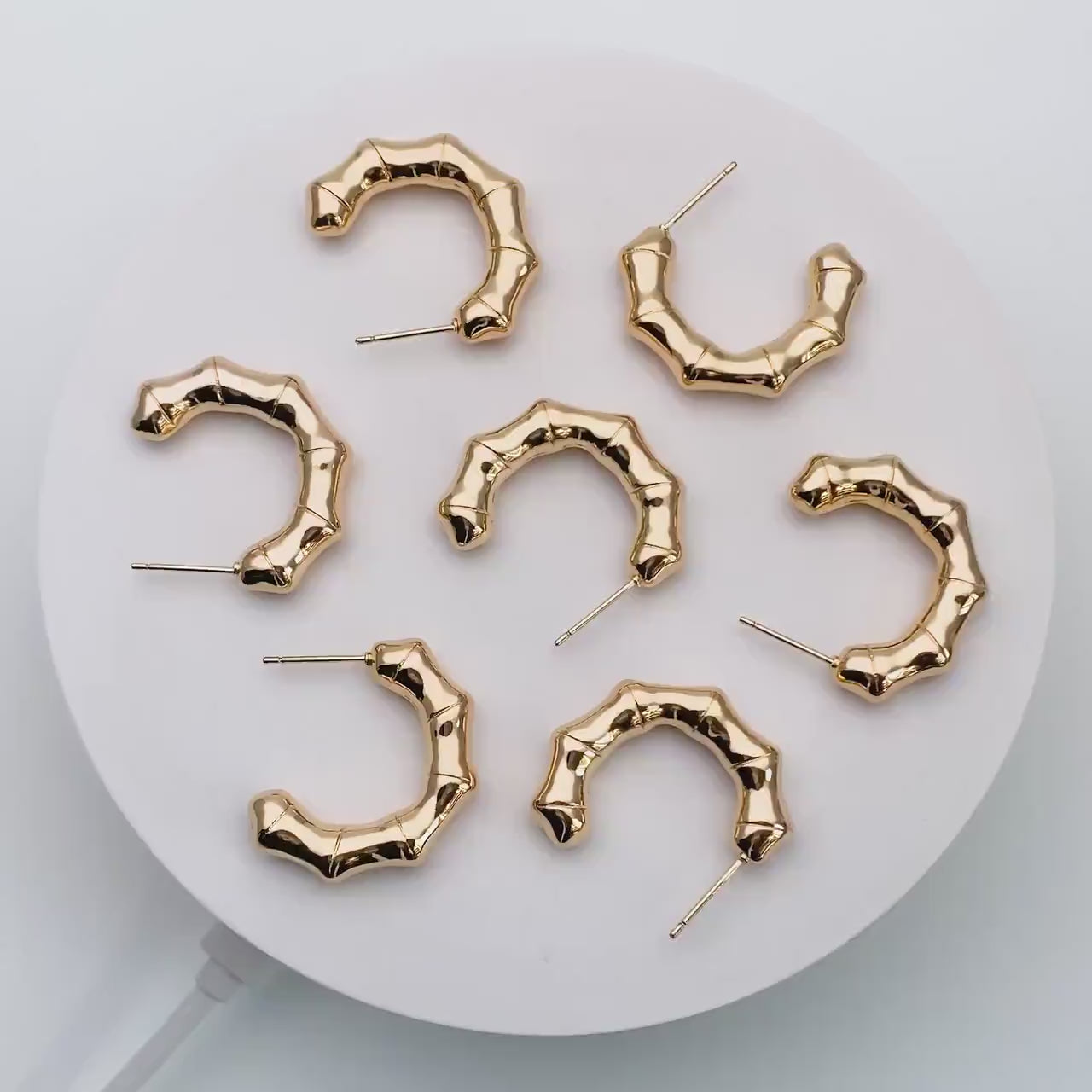4pcs Gold Bamboo Earrings, Round Earring Hooks, Circle Hoop Earrings (GB-4266)