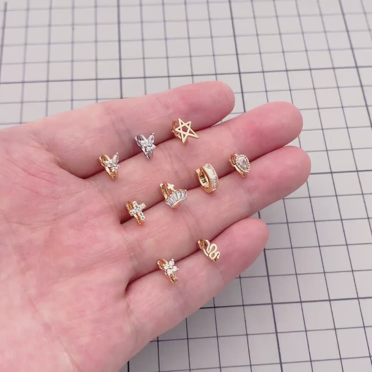 4pcs Gold Tiny Cartilage Hoop Earrings,   Tragus Hoop, Rook Hoop, Helix Hoop, Cartilage Hoop, Cartilage Clicker Hoop (GB-3474)