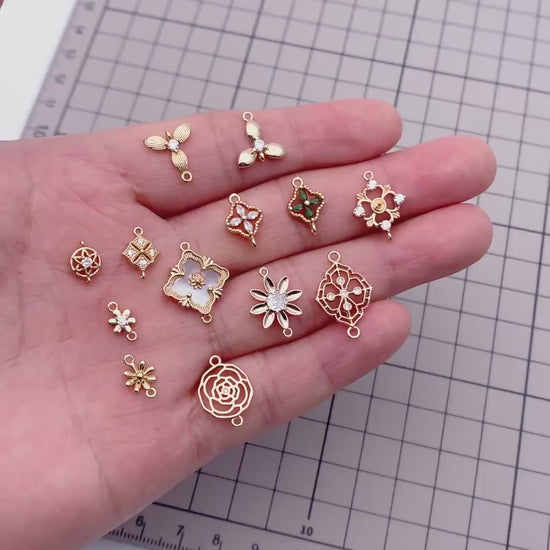 10pcs Gold Flower Charms , 18K Gold plated Brass, Floral Connector Pendants  (GB-3780)