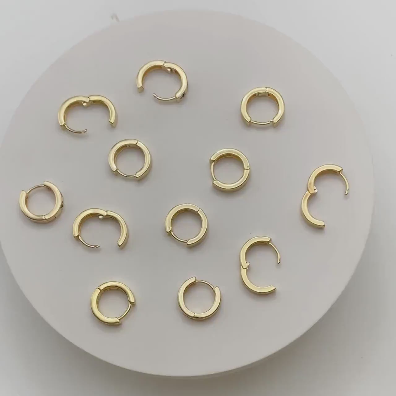 4pcs Gold Enamel Skull Hoop Earrings: 18K Gold Plated Brass Huggies (GB-3717-D)