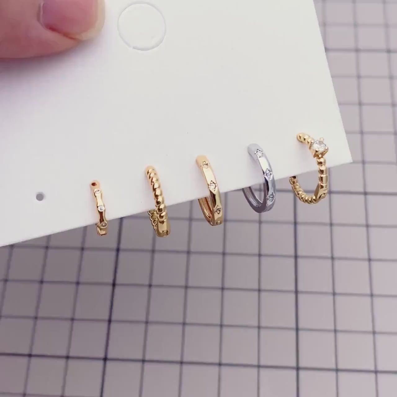 4pcs Minimalist Hoop Earrings, Gold/ Rhodium plated Huggie Earrings, Circle Earring  (GB-2815)