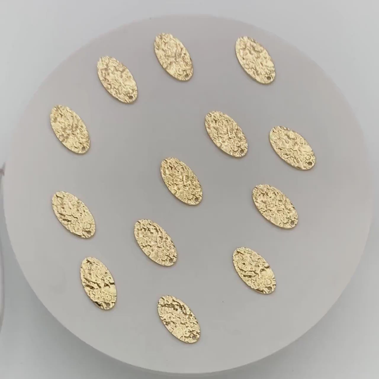10pcs Gold  Oval Disc Pendants 19x10mm, Gold plated Brass Geometric Hammered Charms (GB-1422-H)