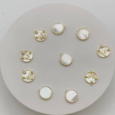 4pcs Gold Deer Charms, Mother of Pearl Shell Disc, Gold Stag Pendants (GB-2517-E)