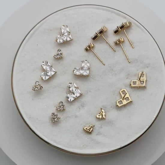 4pcs CZ Pave Heart Ear Posts, Gold Plated Brass Stud Earrings, Jewelry Findings, Wholesale Supplies (GB-3008)