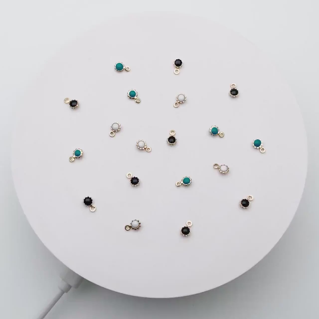10pcs Gold Enamel Sun Charms 7x4mm, 18K Gold plated Brass, Tiny Sun Earring Charms (GB-3745)
