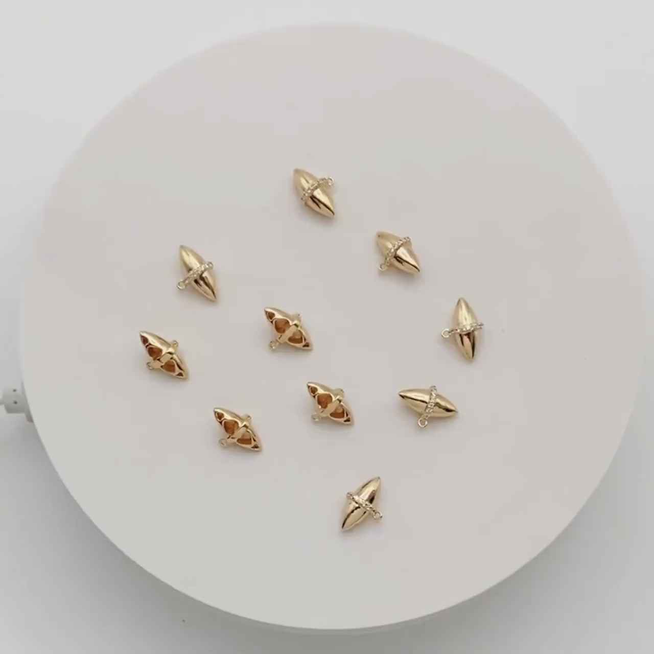 10pcs CZ Pave Oval Charm, Gold plated Brass Oval Pendant 9x13mm (GB-2770)