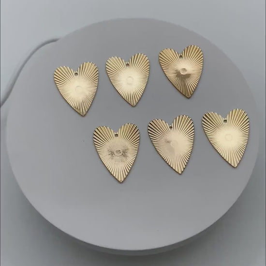 10pcs Gold Heart Charm Pendants, Earring Findings, Jewelry Making, Diy Material, Jewelry Supplies (GB-3976)