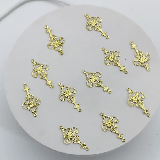 10pcs Raw Brass Filigree Charm Pendants 28.5x15mm, Brass Findings Wholesale  (RB-215)