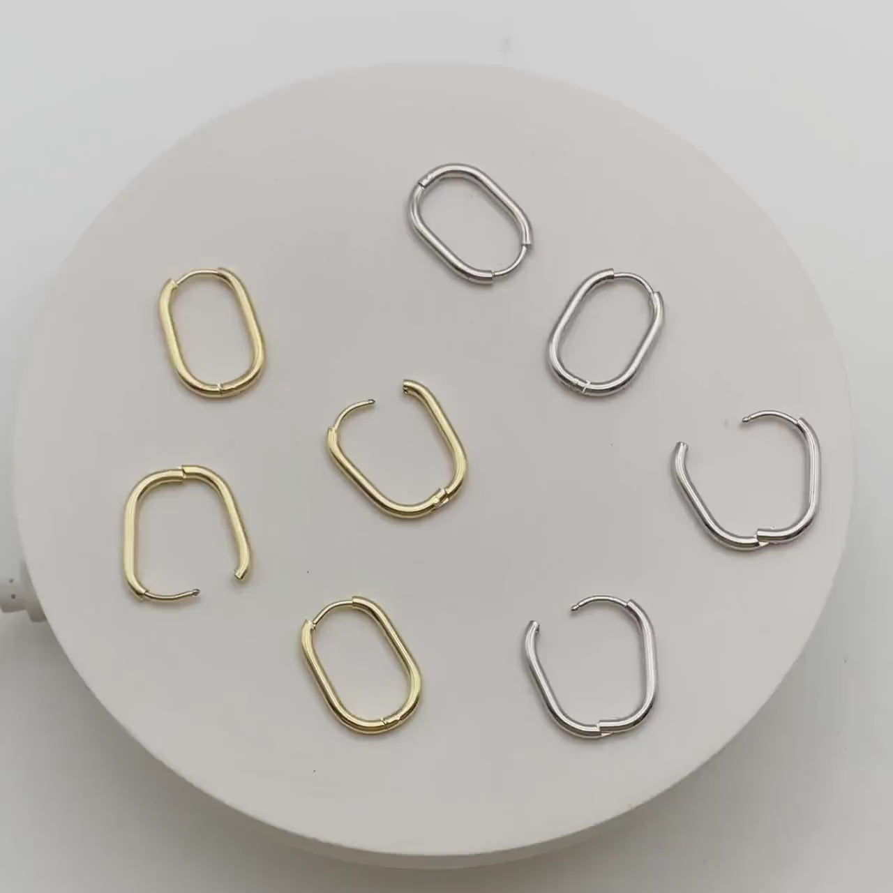 4pcs Oval Huggie Earrings, Oval Hoop Earrings 20x15mm, 18K Gold/ Rhodium plated Stainless Steel, Geometric Earring Supplies (GB-2388-B)