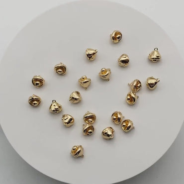 10pcs Gold Heart Mushroom Charm 10x8mm, Real Gold plated Brass Mushroom Pendants (GB-4589-J)