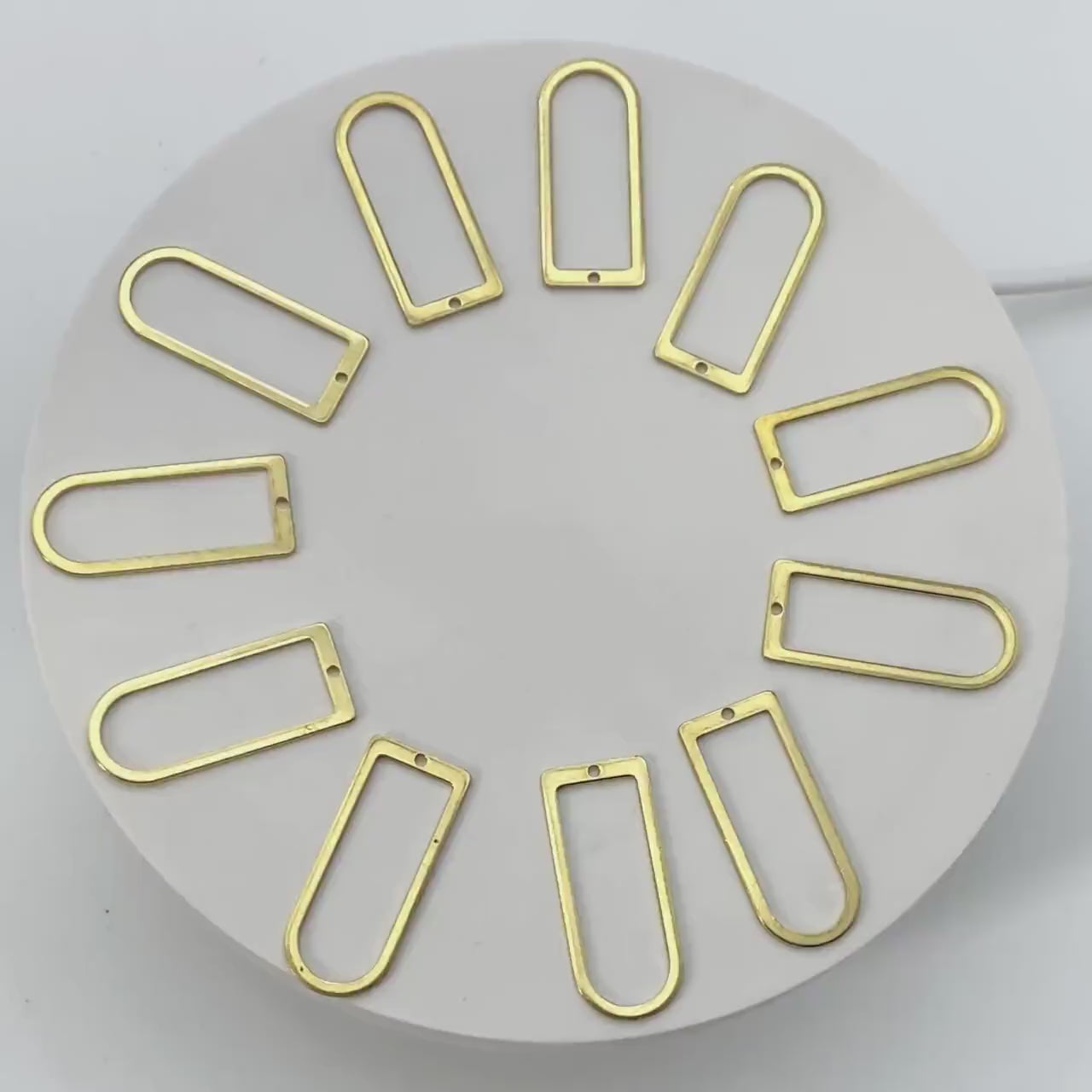 20pcs Raw Brass Link Charm Pendants 30x13mm, Brass Findings Wholesale  (RB-147)