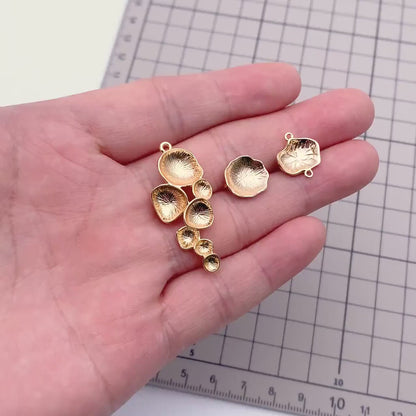 10pcs Gold Lotus Leaf Connectors, 18K Gold plated Brass, Lotus Leaves Charm Connectors (GB-3076)