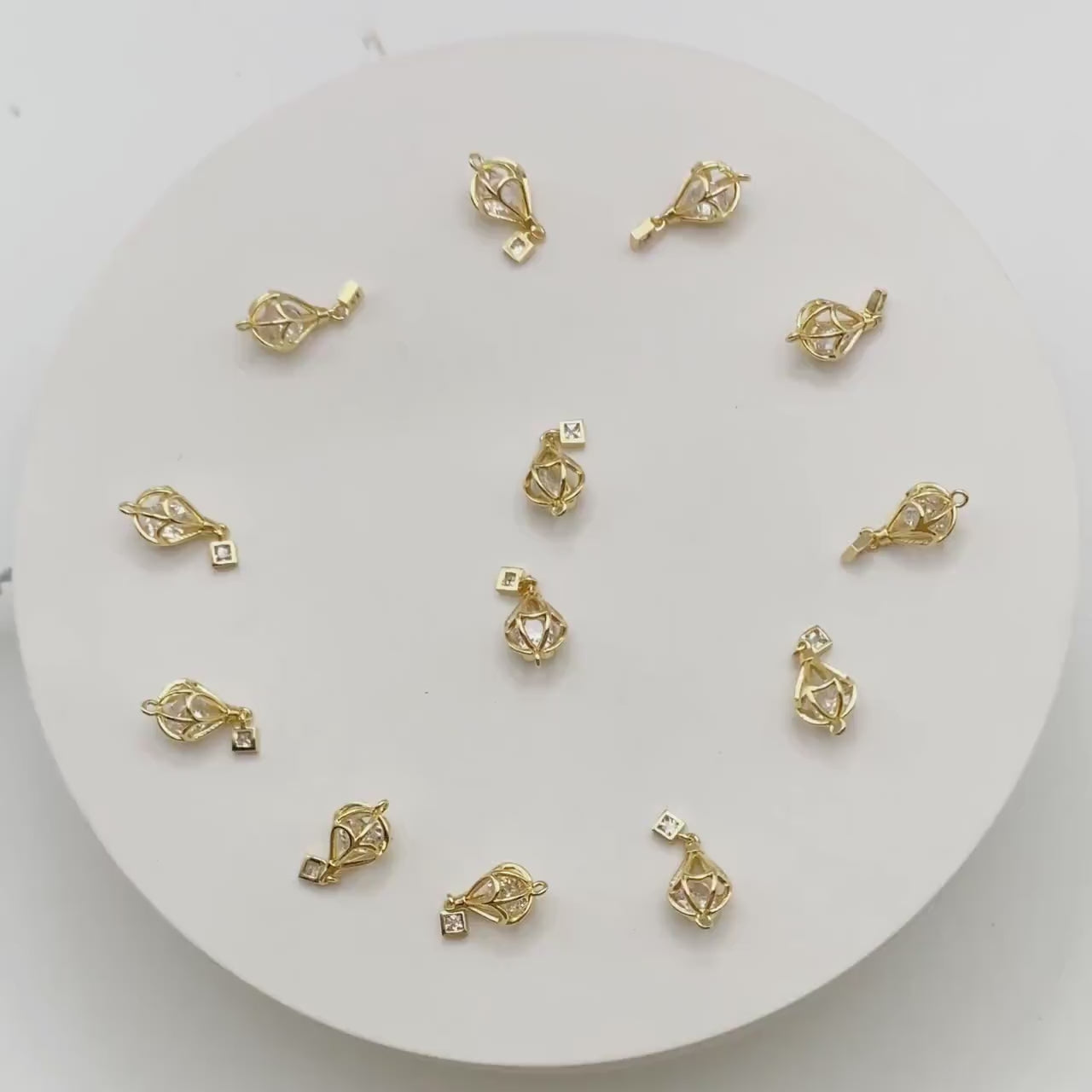 4pcs Gold Hot Air Balloon Charms with Cubic Zirconia, Jewelry Making, Diy Material, Jewelry Supplies (GB-3105-A)