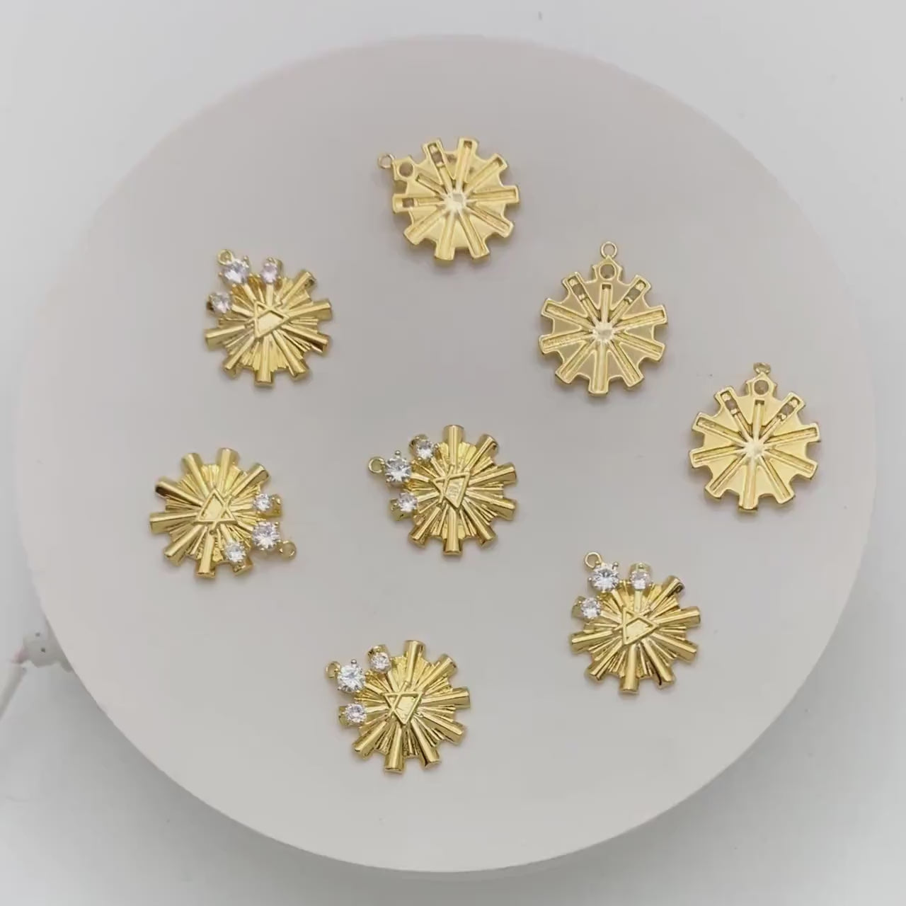 4pcs CZ Pave Rudder Charms, 18K Gold plated Brass Flower Pendants (GB-1974)