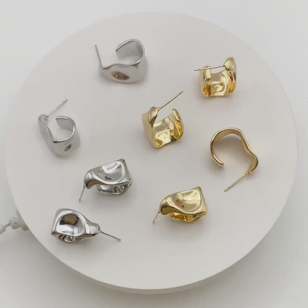 10pcs Gold/ Silver Chunky Earring, Hammered Hoops, Thick Hoop Earrings (GB-2043)