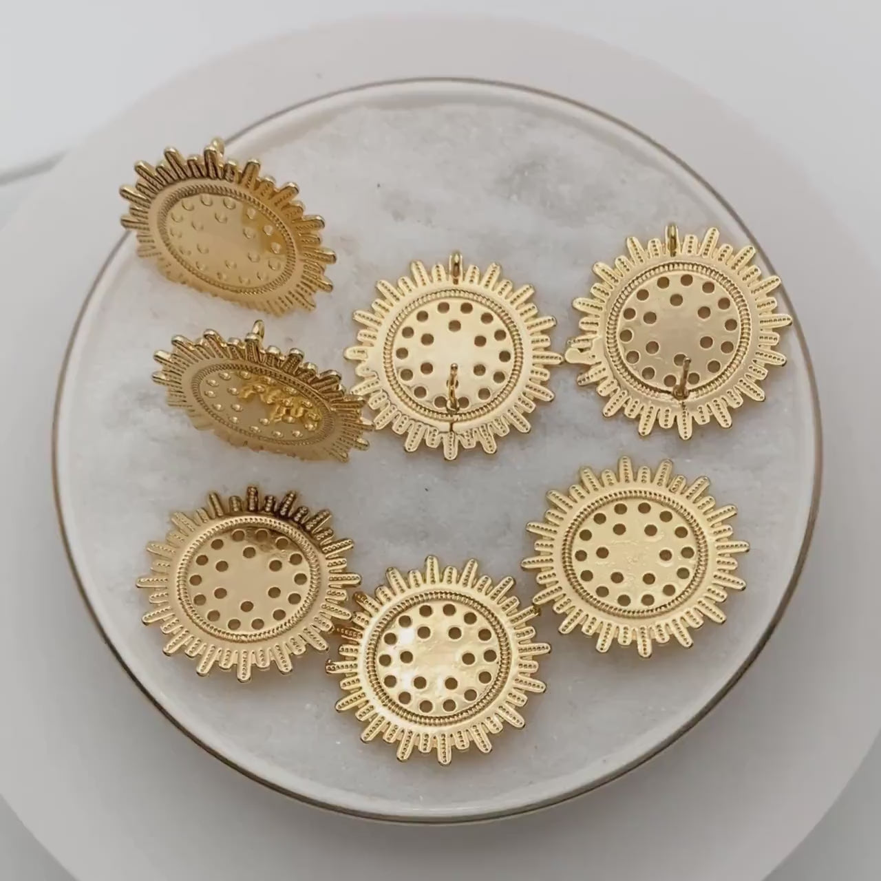 4pcs Gold Sun Earring with Loop, 25mm, Real Gold Plated Brass, Flower Stud Earrings  (#GB-3166)