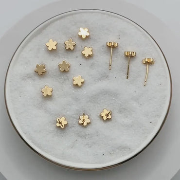 10pcs Gold Flower Ear Posts 6mm, 18K Gold plated Brass, Floral Earring Studs (GB-3331)