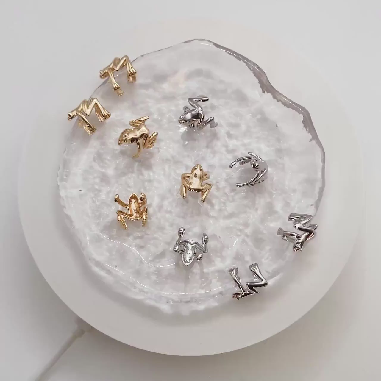 10pcs Gold/ Silver Frog Ear Cuff, Cartilage Ear Cuff, Gold/ Rhodium Plated Brass Ear Cuff, Cartilage Earrings (GB-4545)