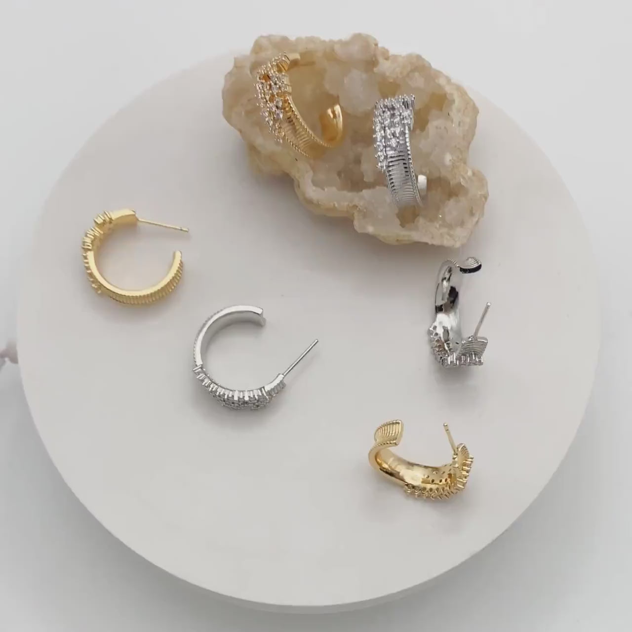 4pcs CZ Pave Gold/ Silver Round Circle Earrings, Gold/ Rhodium plated Brass, Geometric Hoop Stud Earrings (GB-4316)