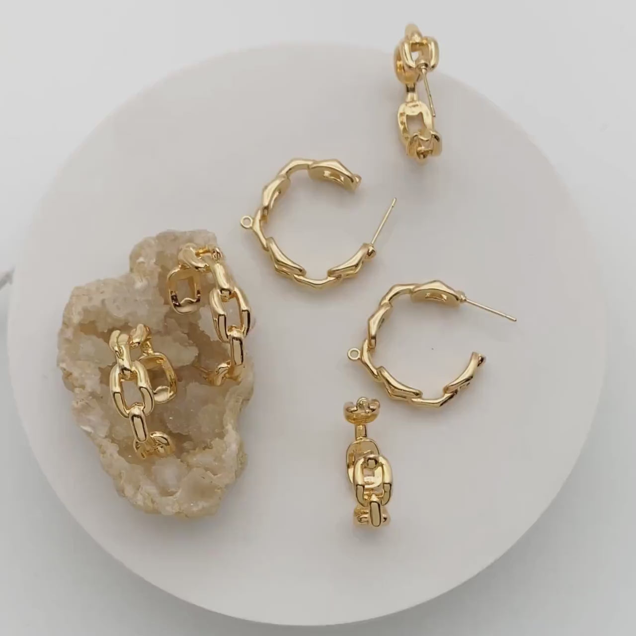 4pcs Gold plated Ear Posts, Chain Hoop Earrings with Loop, Rustic Stud Earrings, Chunky Hoop Earrings (GB-2766)