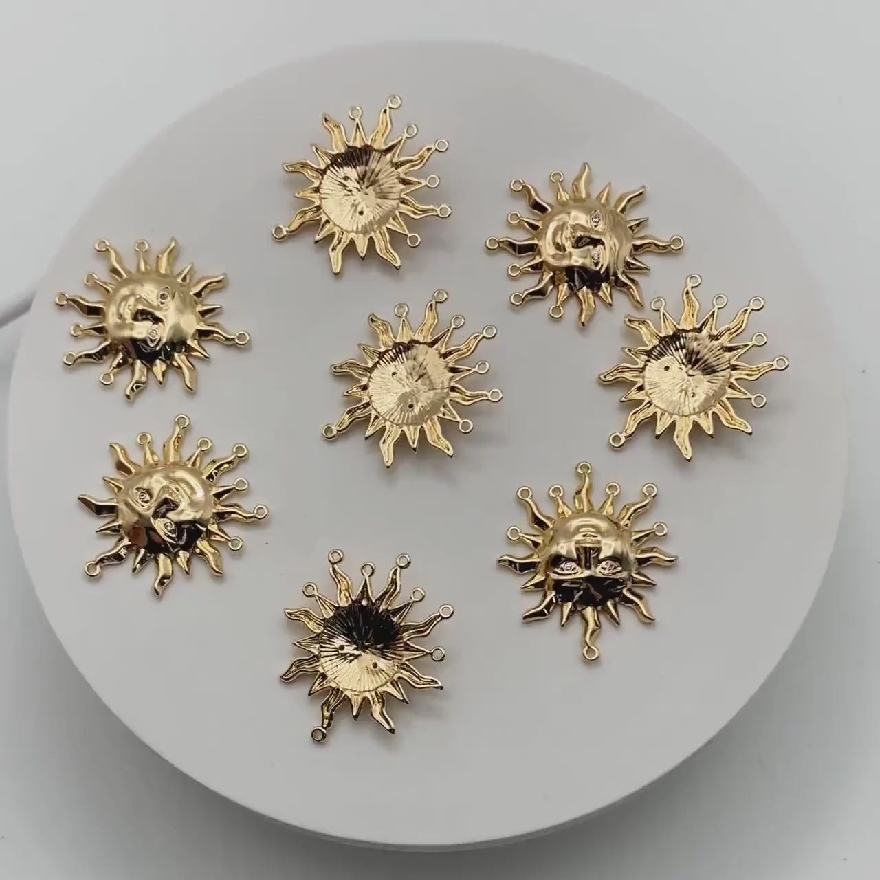 4pcs CZ Pave Gold Sun Face Charm with 8 Loops, 18K Gold plated Brass, Sun Pendant Connector (GB-2000-C)