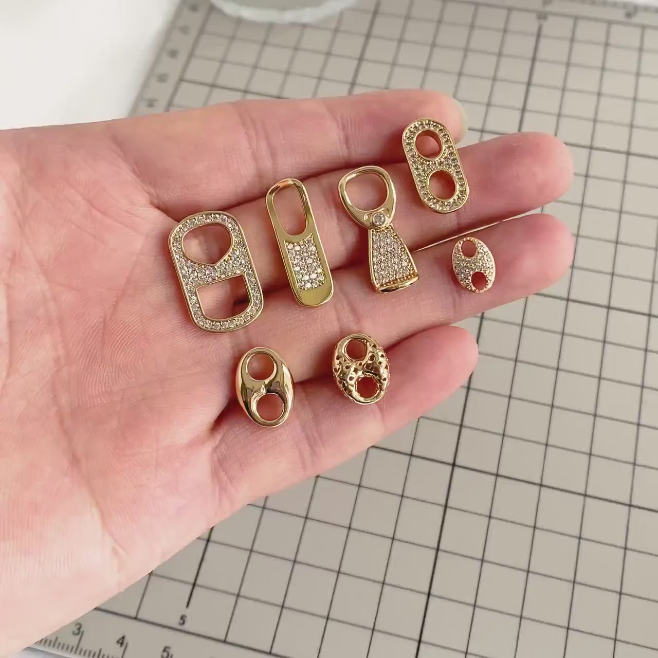 4pcs Gold Puff Mariner Link Charms, Zipper Charms, Soda Tab Charms, Earring Findings, Jewelry Supplies (GB-2132)